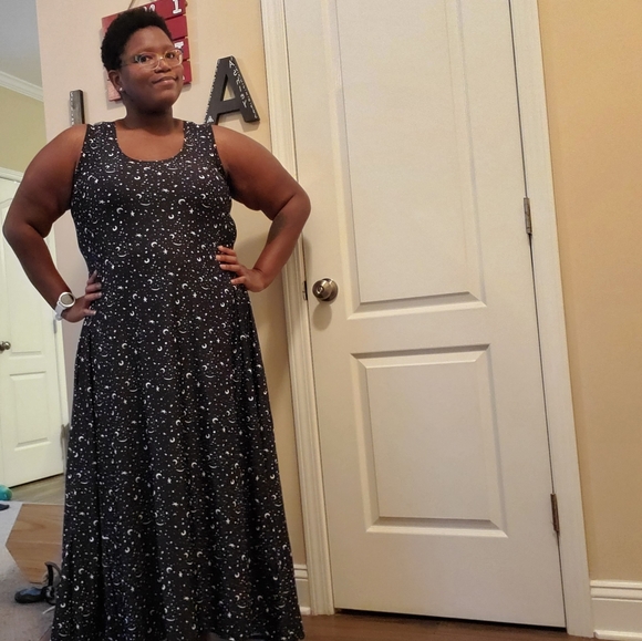 Meet your Posher, Ashley - Picture 2 of 2